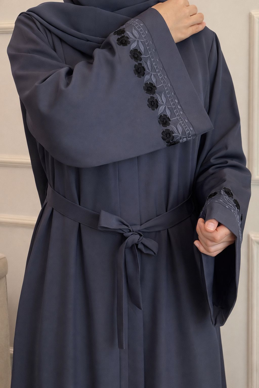 Luna Grey Abaya