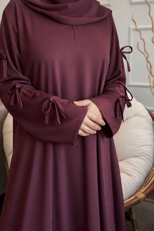 Auburn Grace Abaya